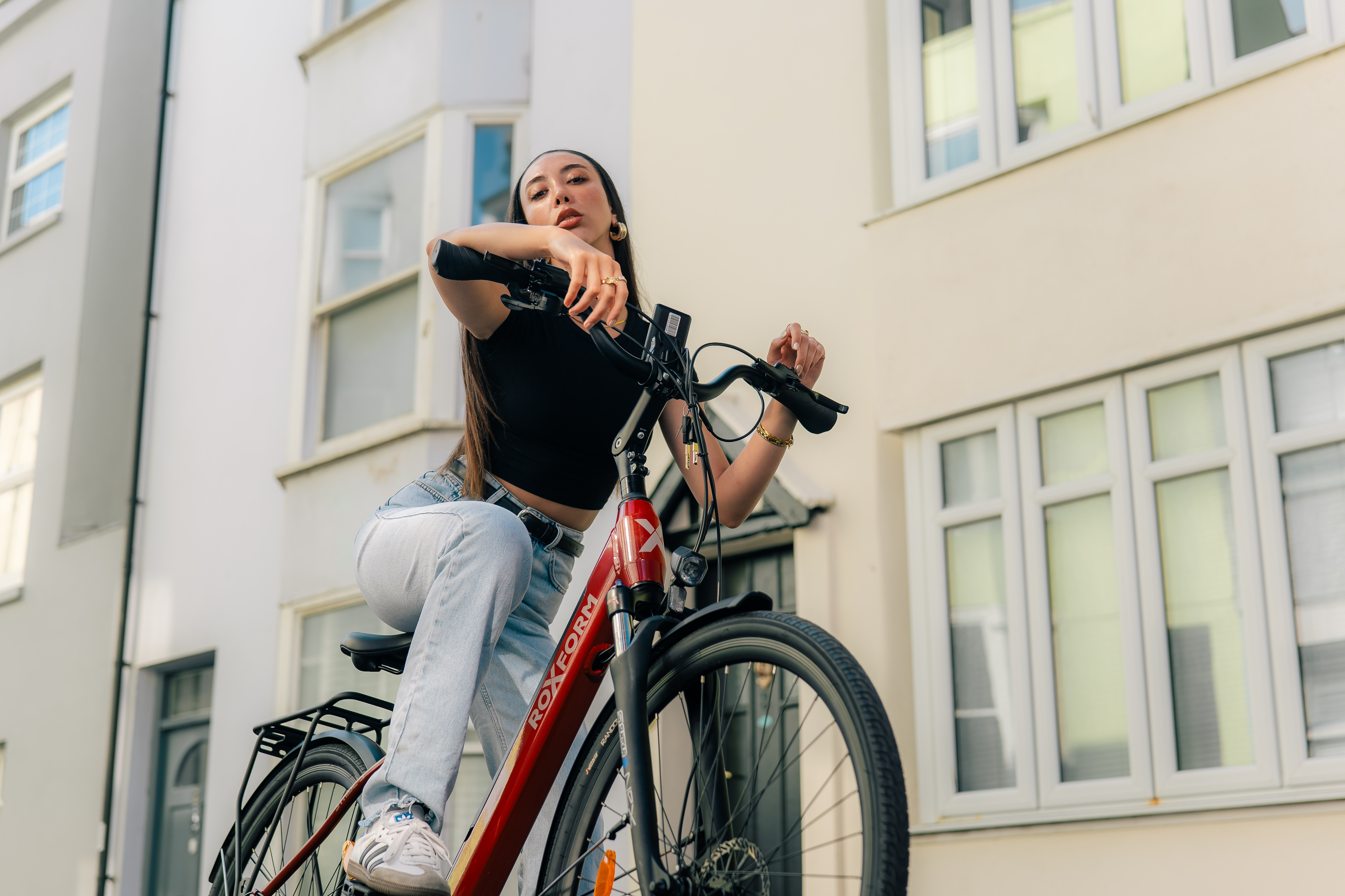 ROXFORM CREATIVE AGENCY SERVICES